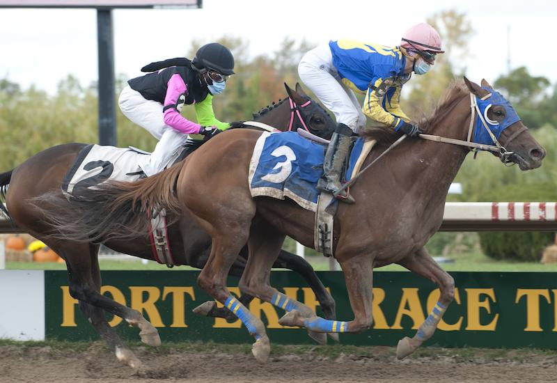 Nikki Alderson riding to the wire